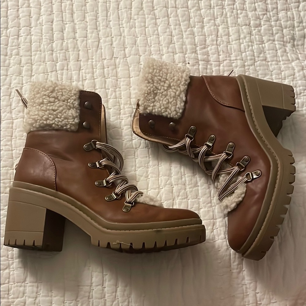 Universal Thread Brown and Cream Heeled Boots